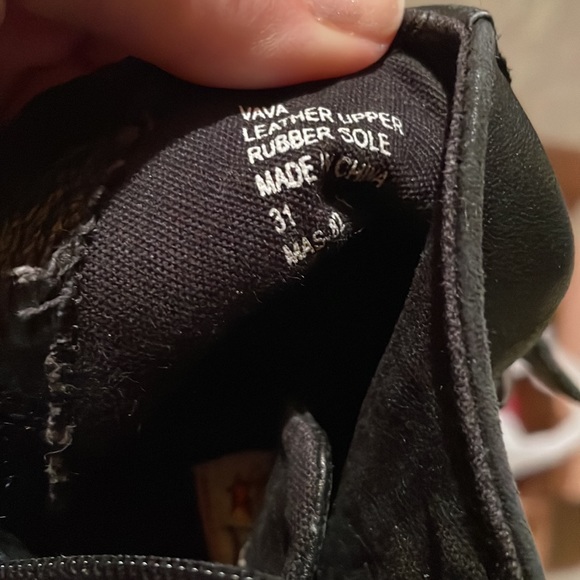 Ash girls hightop zip sneakers. Size 31 - Picture 7 of 7